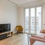 Fuori Le Mura - Balcony & A/c Apartment *