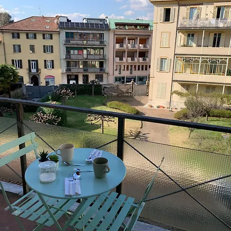 Fuori Le Mura - Balcony & A/c Côme